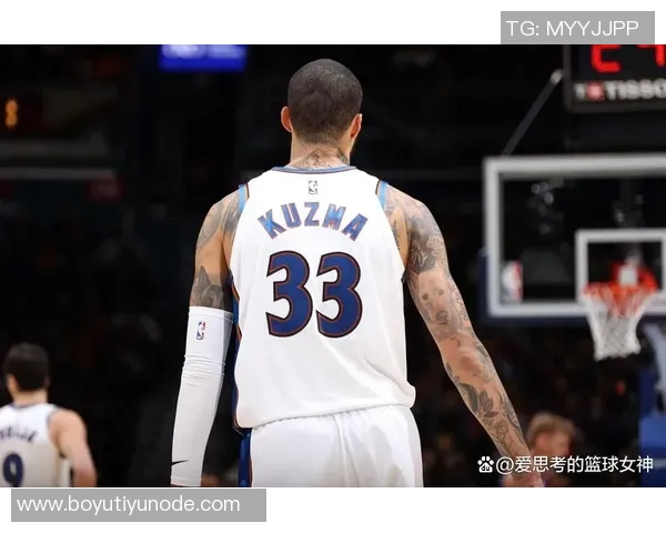 库兹马挺身而出全场表现出色末节独得10分助球队逆转胜利 库兹马挺身而出全场表现出色末节独得10分助球队逆转胜利