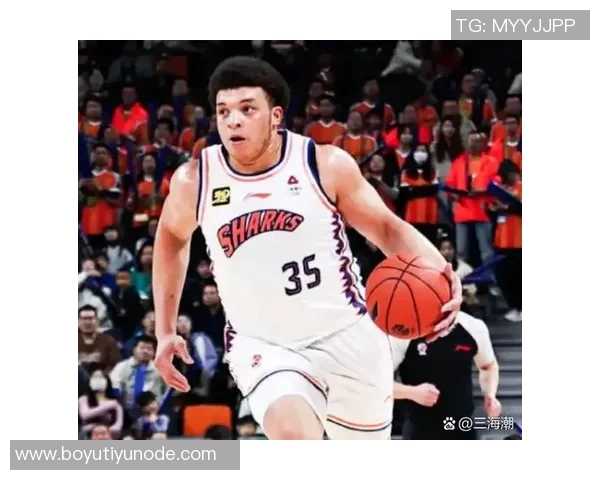 卢教练强调末节失误需加强防守和篮板争夺以提升比赛竞争力 卢教练强调末节失误需加强防守和篮板争夺以提升比赛竞争力