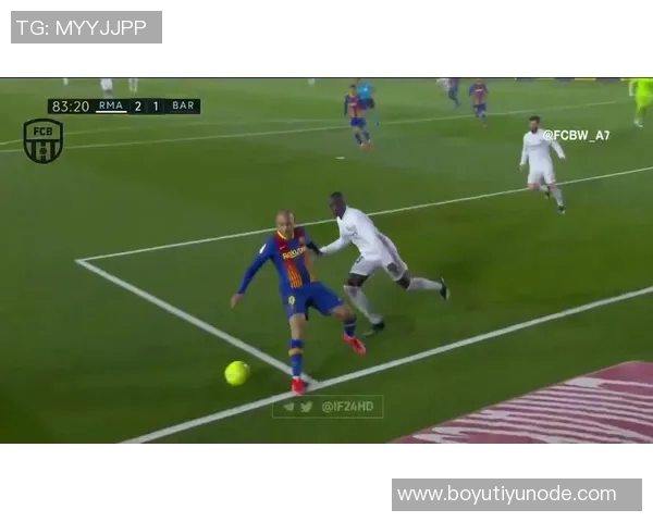 皮克赛后怒斥裁判表现可耻直言想写报告就随意 皮克赛后怒斥裁判表现可耻直言想写报告就随意