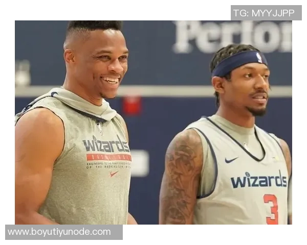 比尔谈身体状态和老将队友迅速理解教练战术提升球队表现