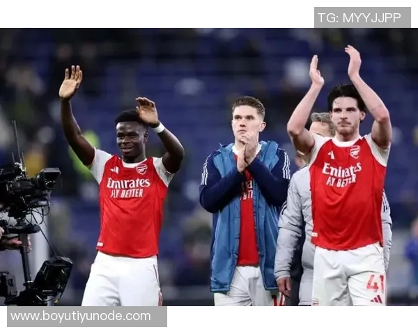 英超激战利物浦小胜热刺阿森纳稳居圣诞冠军皇马喜迎三连胜盛况 英超激战利物浦小胜热刺阿森纳稳居圣诞冠军皇马喜迎三连胜盛况